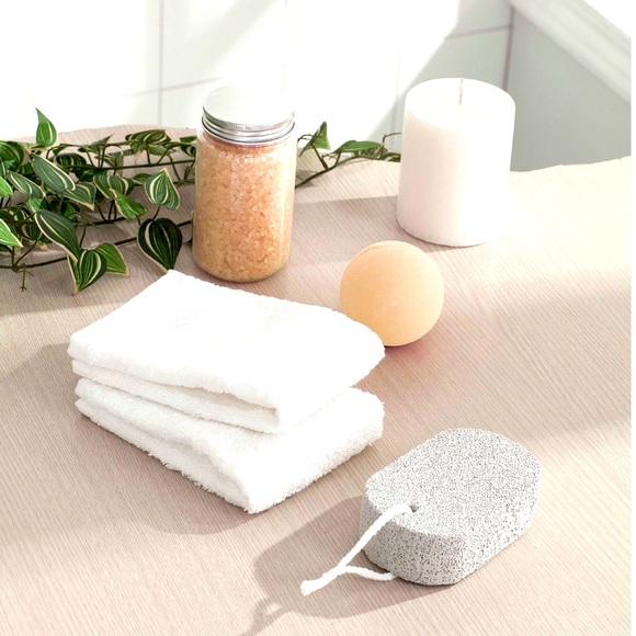 🦋2 for $25- Luxurious Spa Set for home - Picture 5 of 6